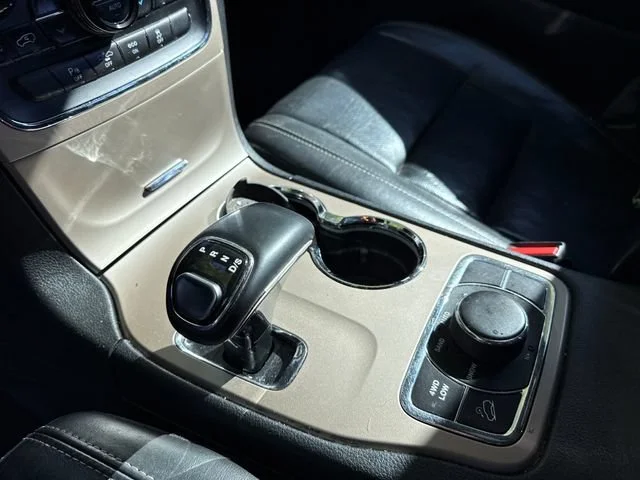 Used 2014 True Blue Pearlcoat Jeep Limited image 19