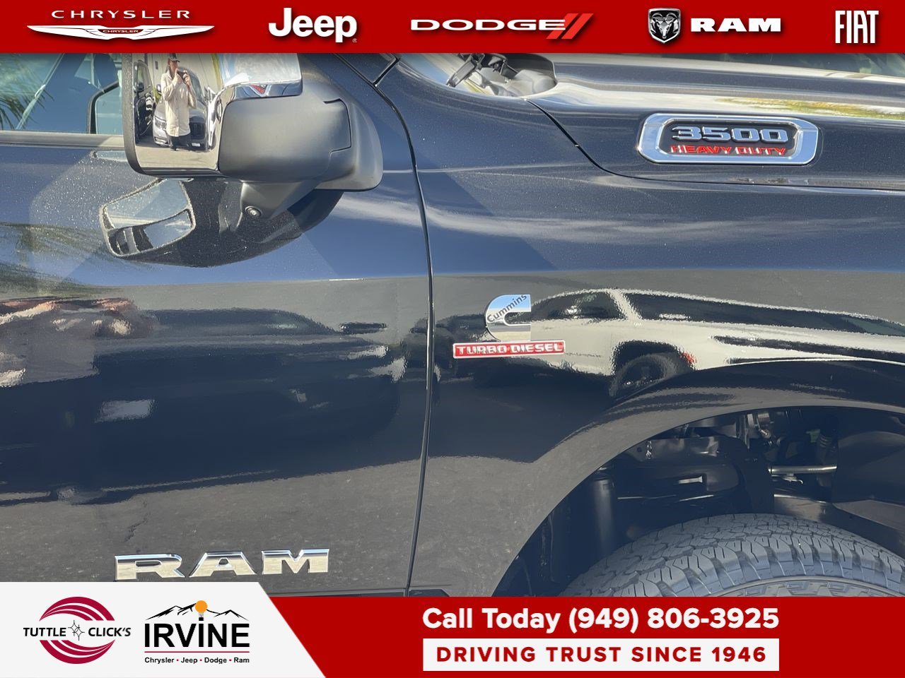 New 2026 Diamond Black Crystal Pearl-Coat Exterior Paint RAM Laramie image 8