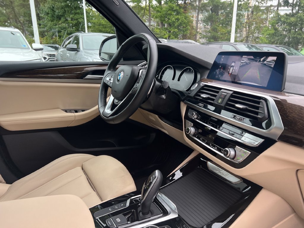 Used 2021 Mineral White Metallic BMW xDrive30i image 29
