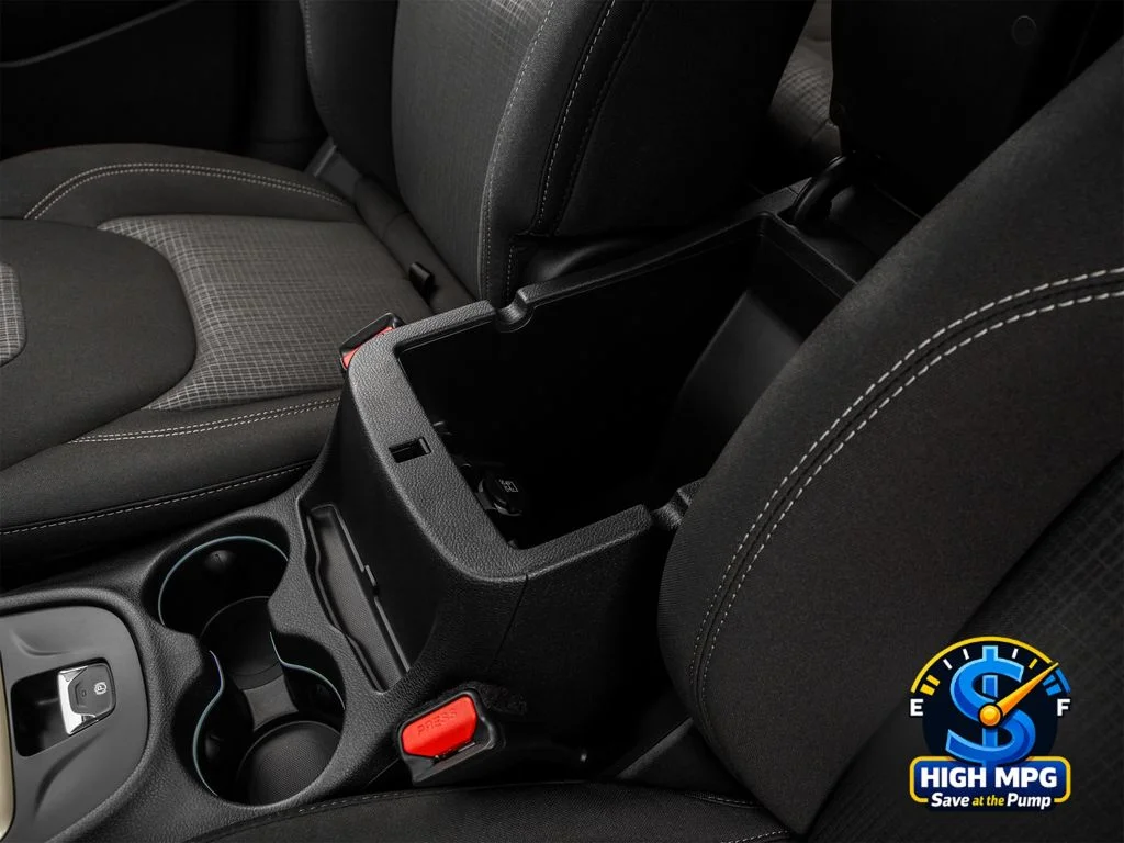 Used 2016 Black Jeep Latitude image 20