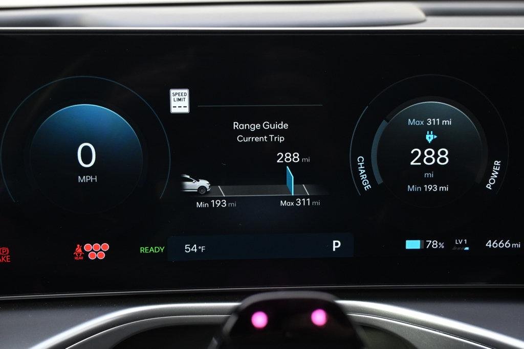 New 2026 Cyber Gray Hyundai SE image 26