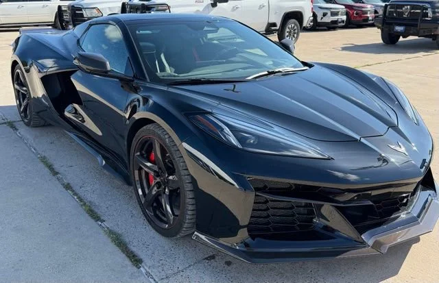 New 2025 Black Chevrolet 3LZ image 3