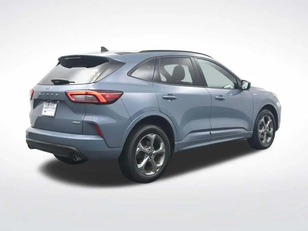 Used 2023 Blue Ford ST-Line Select image 6