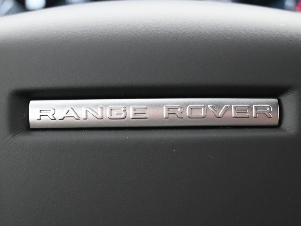 Certified Used 2026 White Land Rover Dynamic SE image 20