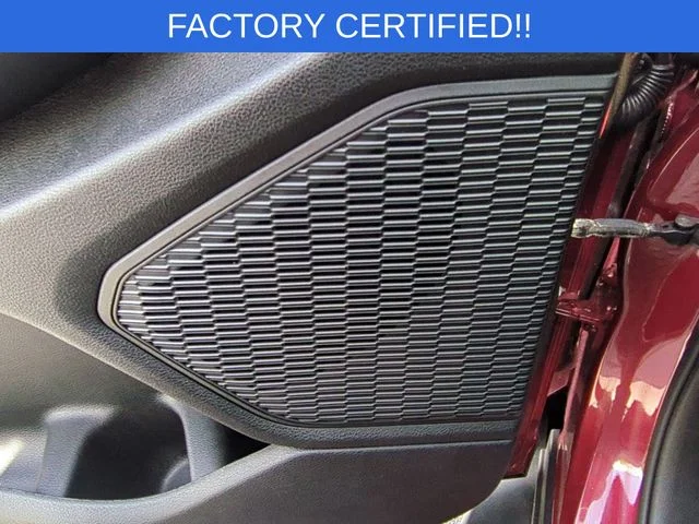 Used 2023 Red Jeep Altitude image 15