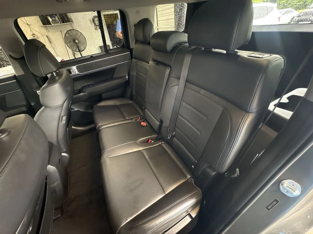 Used 2025 Gray Hyundai Limited image 23