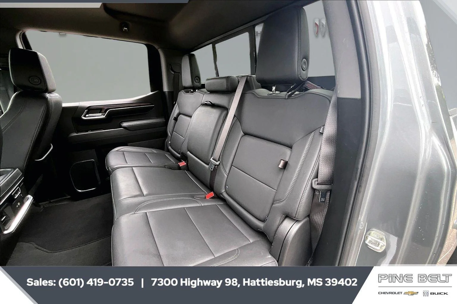 Used 2024 Sterling Metallic GMC SLT image 20