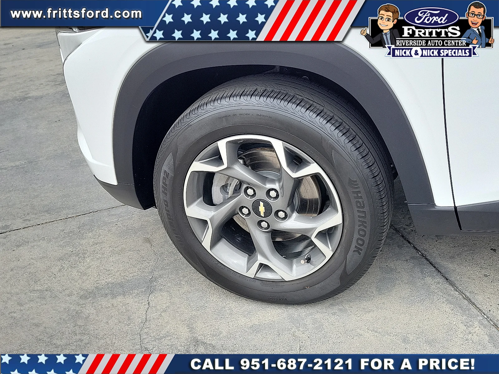 Certified Used 2024 Summit White Chevrolet FWD LT image 18
