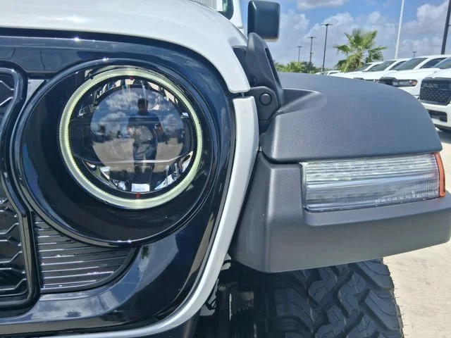 New 2026 Bright White Clear-Coat Exterior Paint Jeep Willys image 11