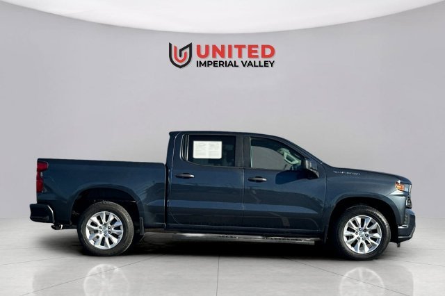 Used 2021 Gray Chevrolet Custom image 3