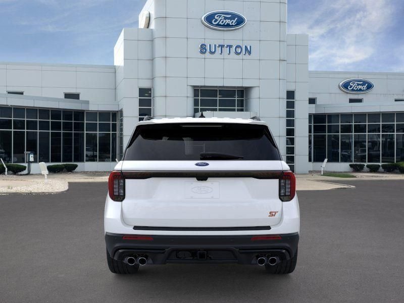 New 2026 Star White Metallic Tri-Coat Ford ST image 7