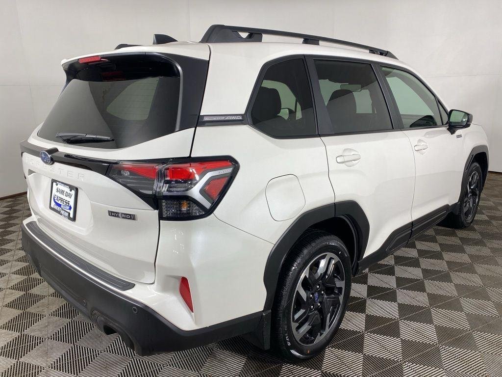 2025 Subaru Forester Limited - Photo 6