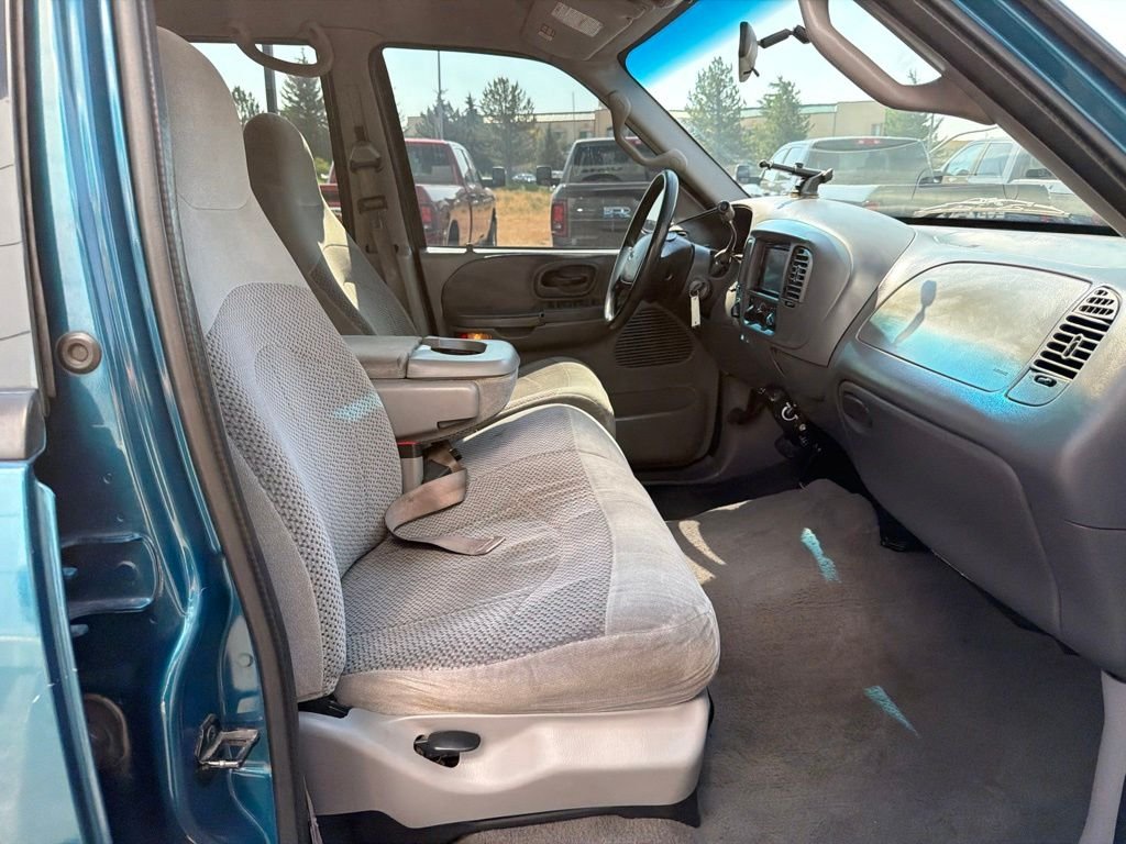 Used 2001  Ford XLT image 28