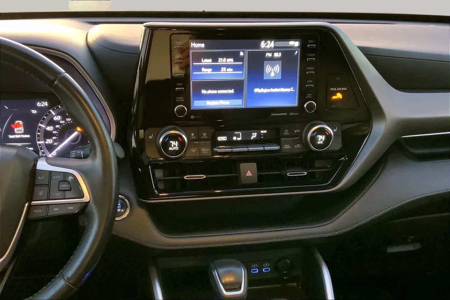 Used 2022 Midnight Black Metallic Toyota XLE image 7