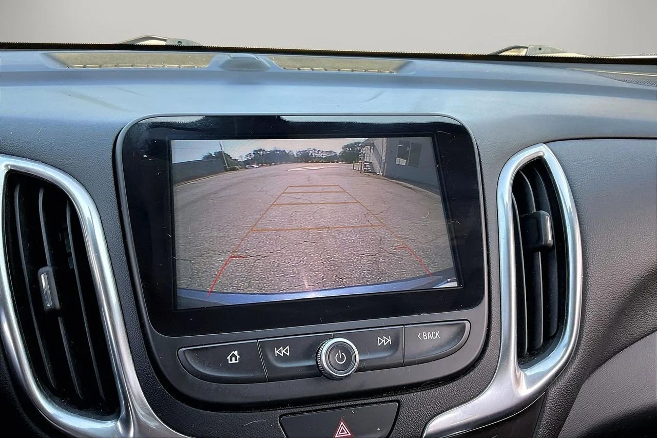 Used 2018 Blue Chevrolet LT image 13