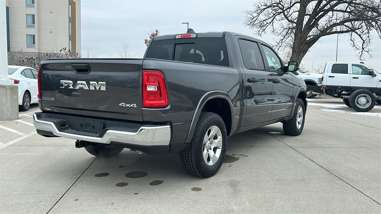 New 2025 Granite Crystal Metallic Clear-Coat Exterior Paint RAM Big Horn/Lone Star image 3