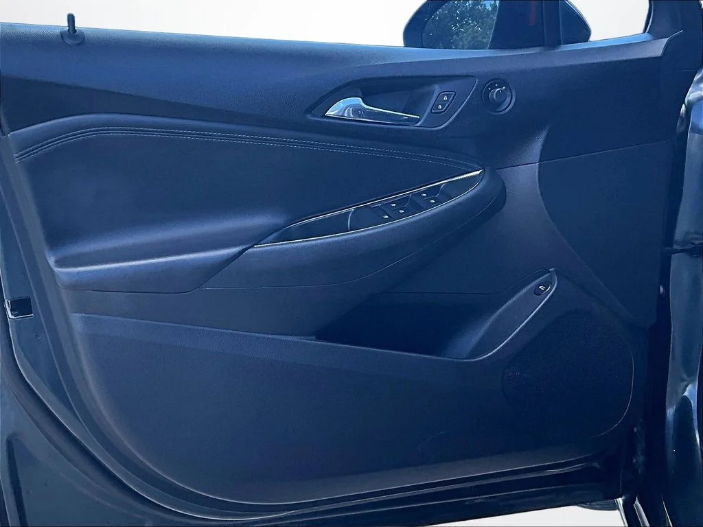 Used 2017 Gray Chevrolet Premier image 24