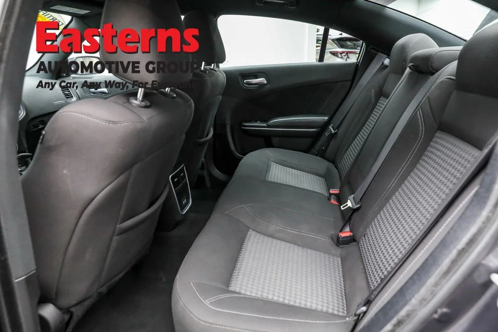 Used 2023 Gray Dodge SXT image 22
