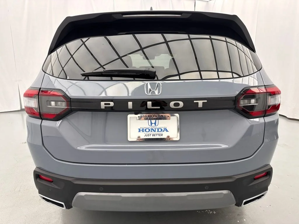 New 2026 Sonic Gray Pearl Honda EX-L image 7