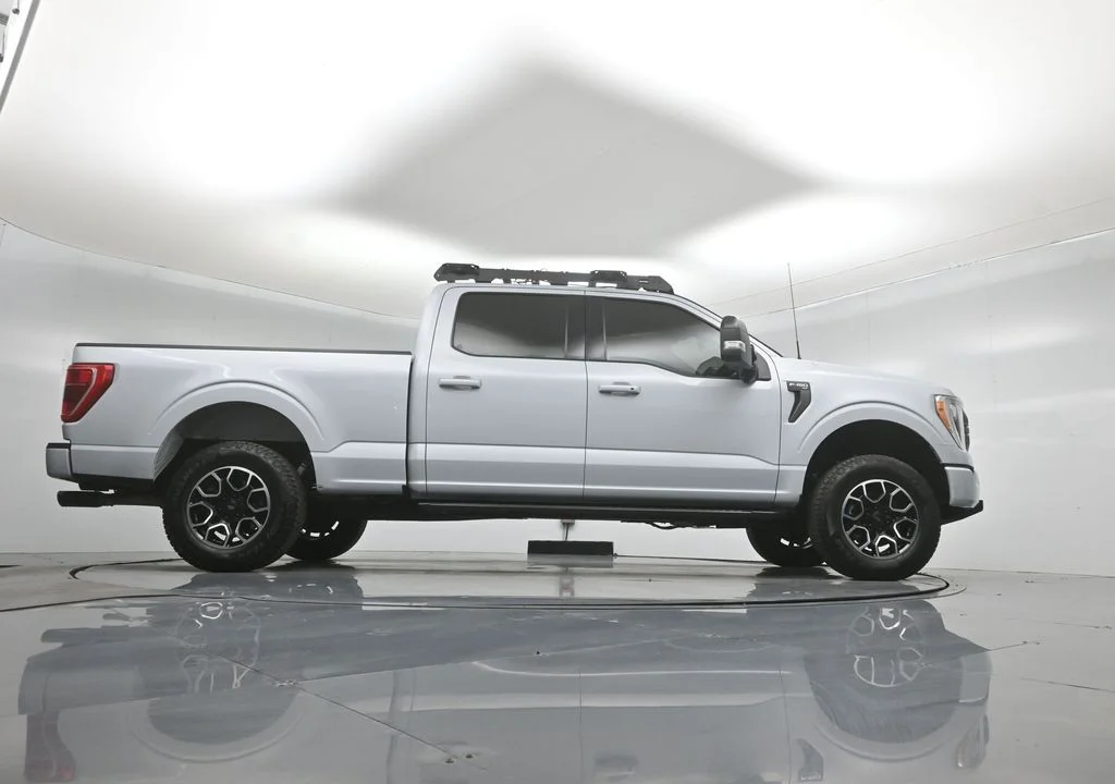 Used 2022 White Ford XLT image 45