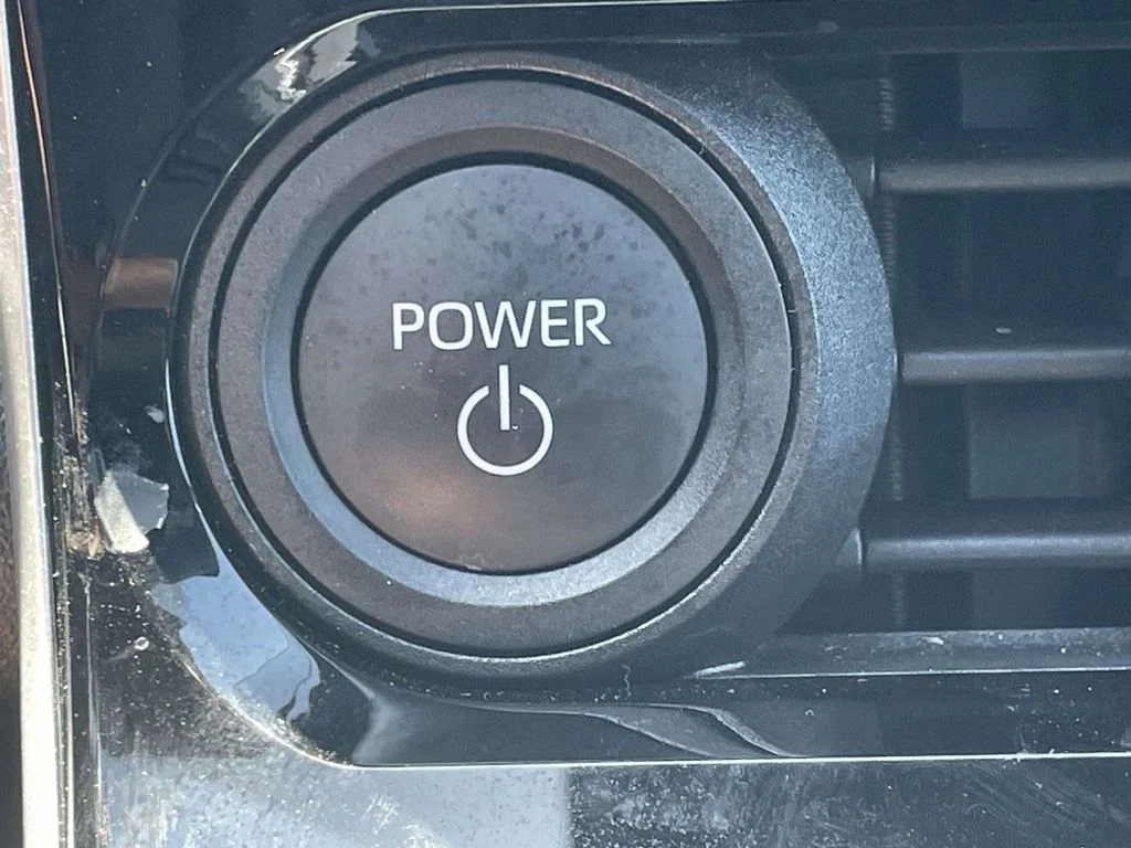 2024 Toyota bZ4X XLE - Photo 37