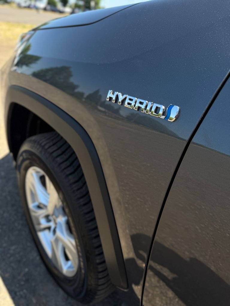 Used 2020 Magnetic Gray Metallic Toyota LE image 42