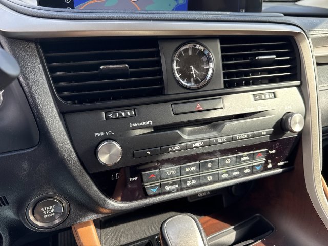 2022 Lexus RX 350 - Photo 19