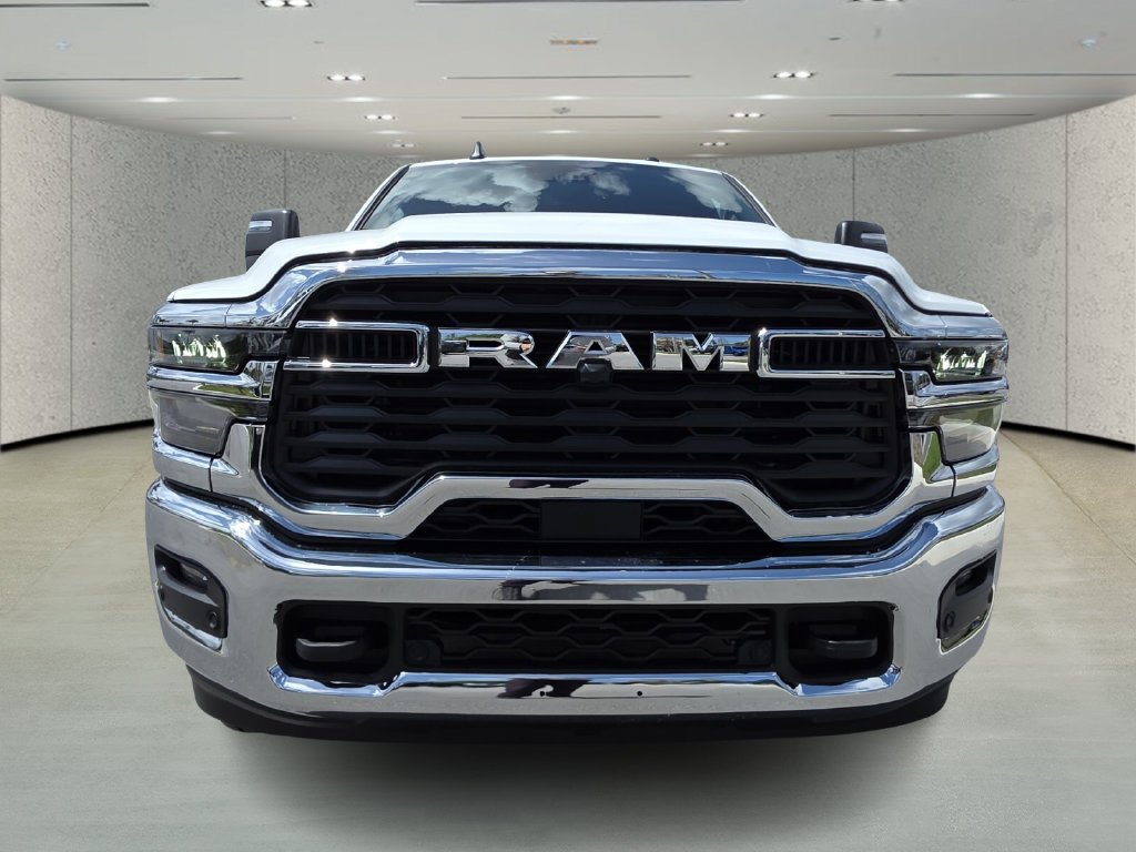 New 2026 Bright White Clear-Coat Exterior Paint RAM Tradesman image 2