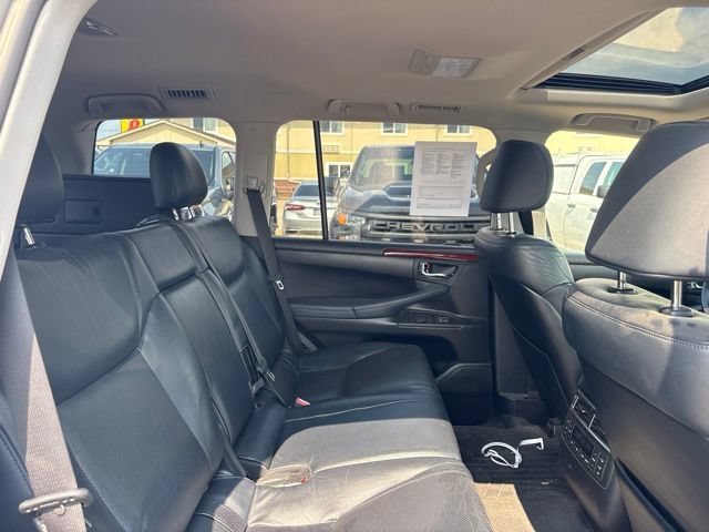 2011 Lexus LX 570 - Photo 20