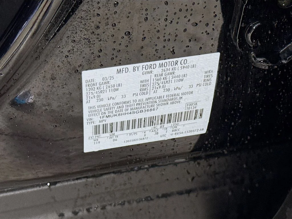 Certified Used 2025 Agate Black Metallic Ford Platinum image 35