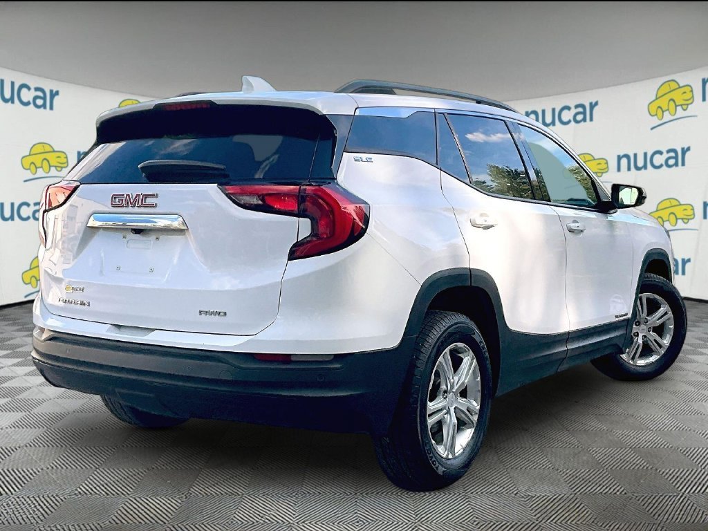 Used 2020 Summit White GMC SLE image 6