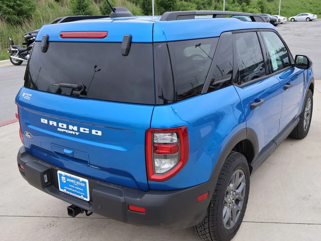 New 2026 Velocity Blue Metallic Ford Big Bend® image 5