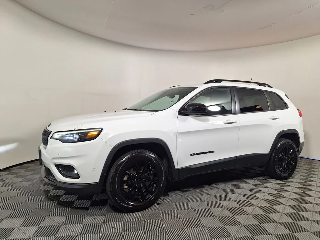 2023 Jeep Cherokee Altitude