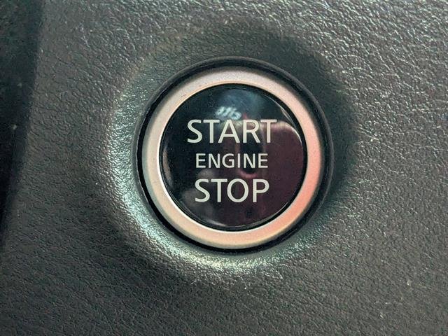 Used 2024 Gun Metallic Nissan SV image 17