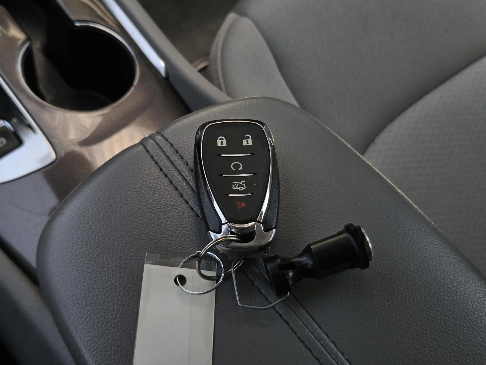 Used 2024 Mineral Gray Metallic Chevrolet LT image 31