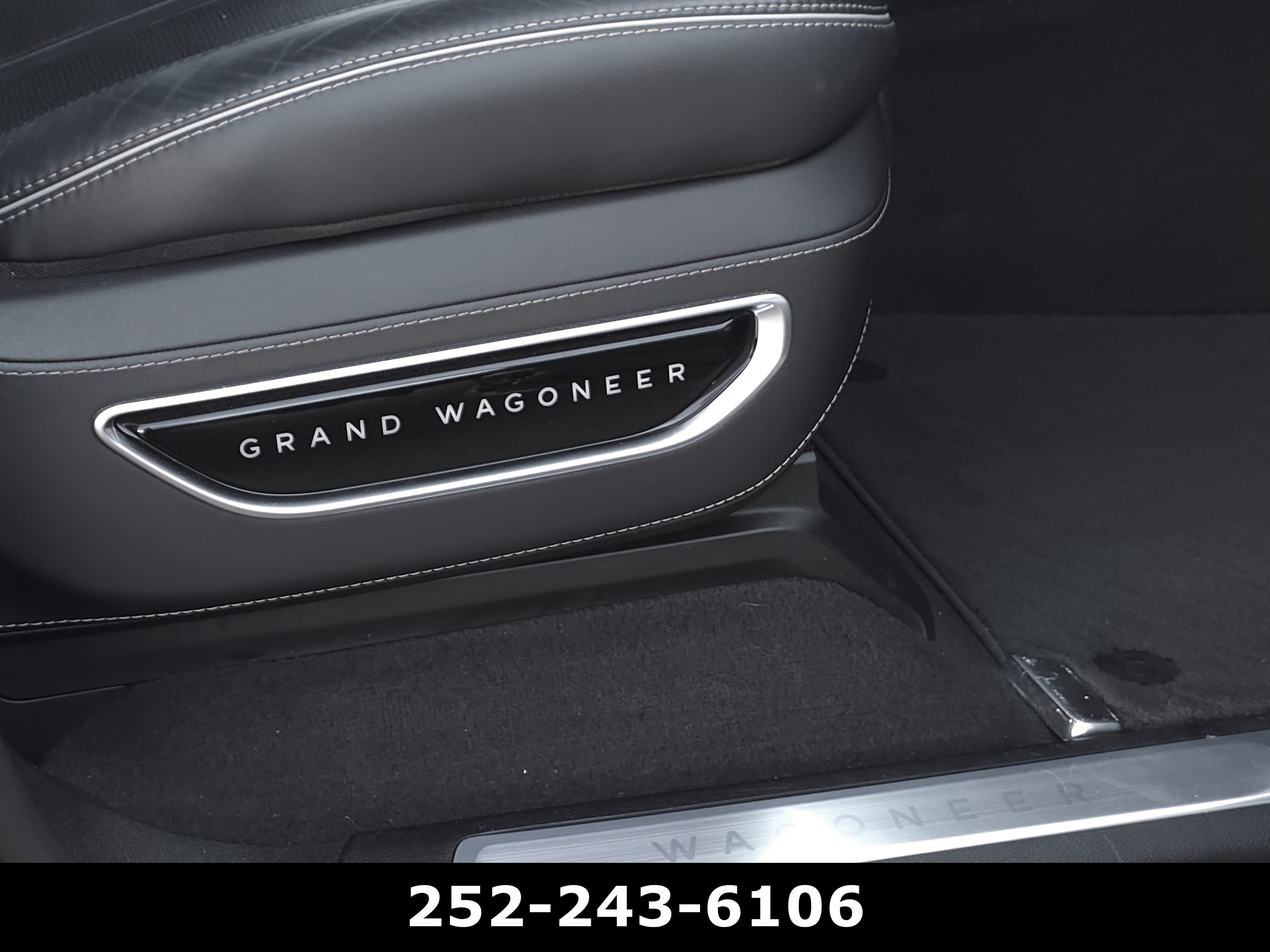 Used 2022 Diamond Black Crystal Pearlcoat Jeep Series II image 61