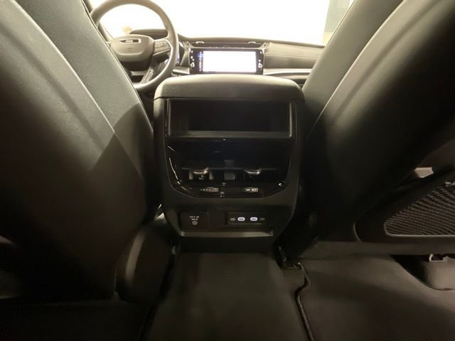 New 2026 Velvet Red Pearl-Coat Exterior Paint Jeep Laredo Altitude image 26