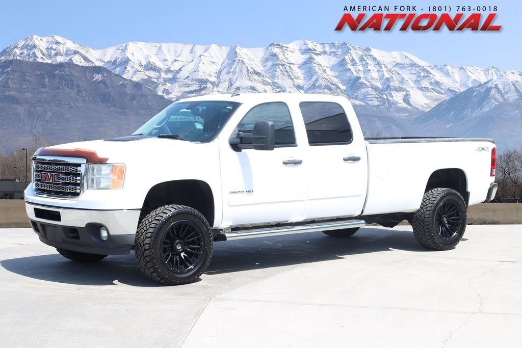 Used 2014 Summit White GMC SLE image 1