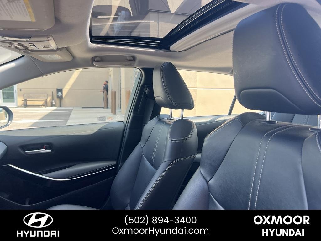 Used 2020 Black Sand Pearl Toyota XLE image 4