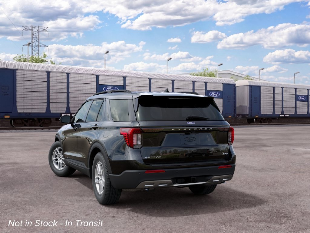 New 2027 Agate Black Metallic Ford Active image 8