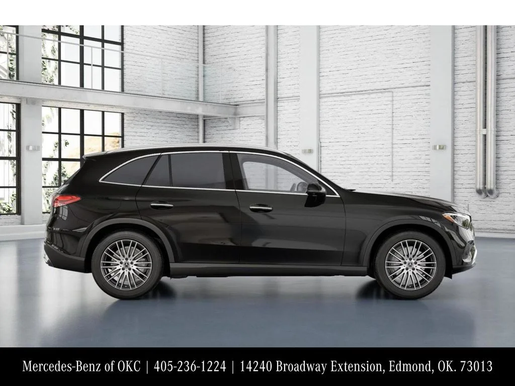 Used 2026 Black Mercedes-Benz GLC 300 image 2