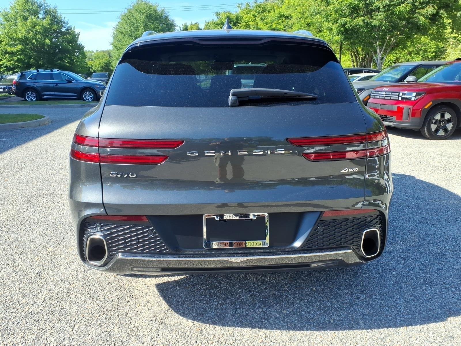 Used 2025 Makalu Gray Genesis 2.5T image 7