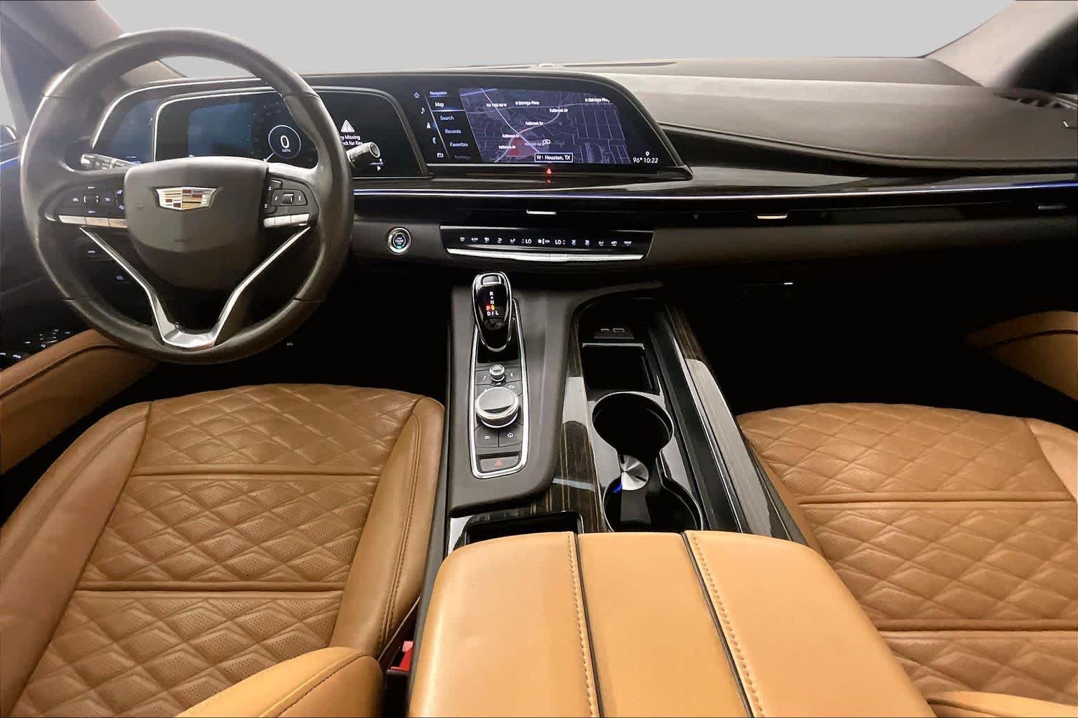 Used 2021 CRYSTAL WHITE TRICOAT Cadillac Sport image 15
