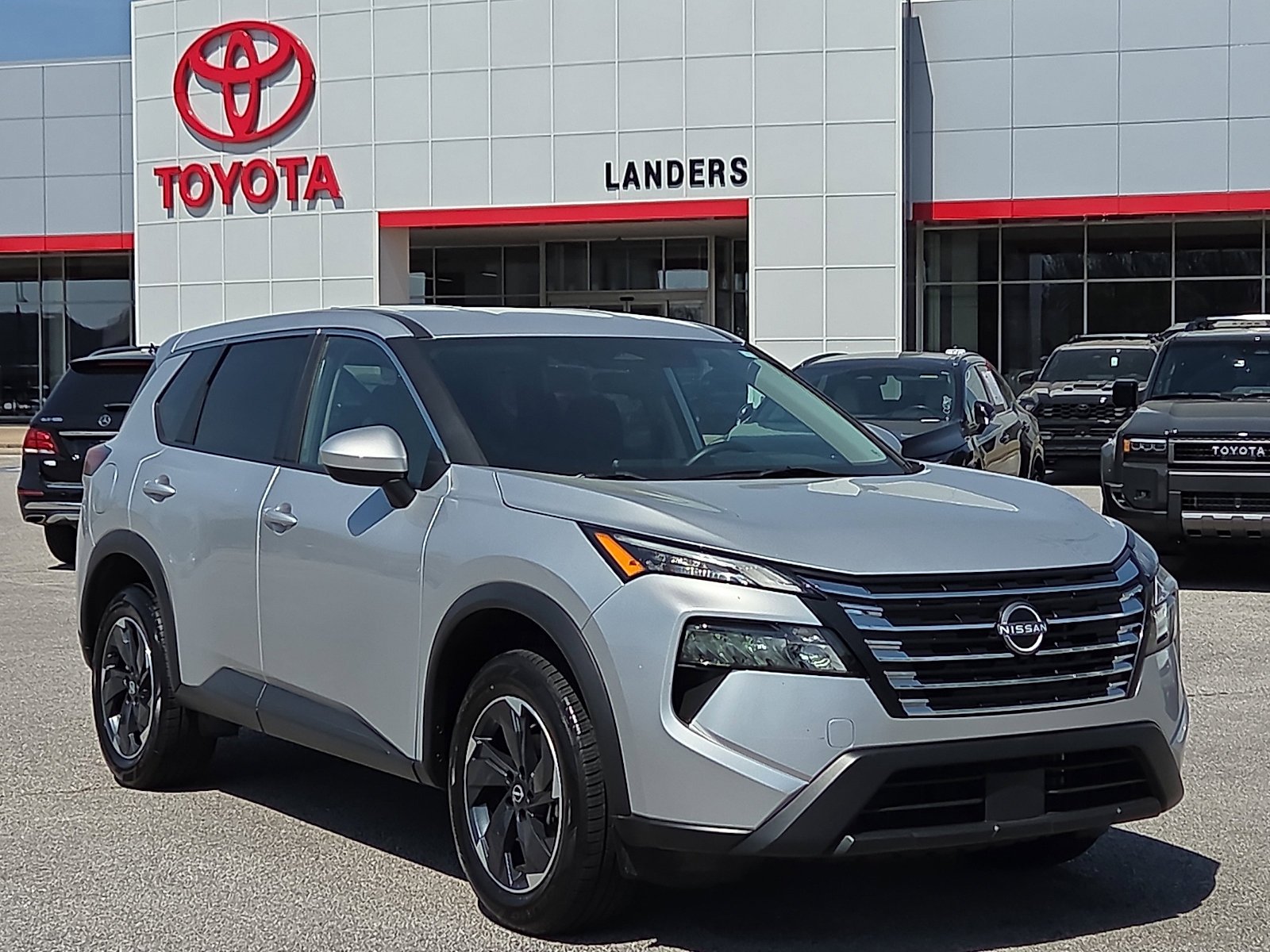 2024 Nissan Rogue SV