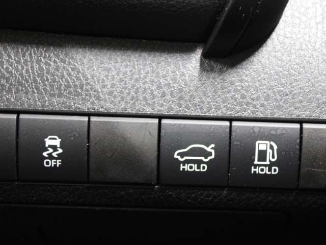 Used 2020 Super White Toyota SE image 13