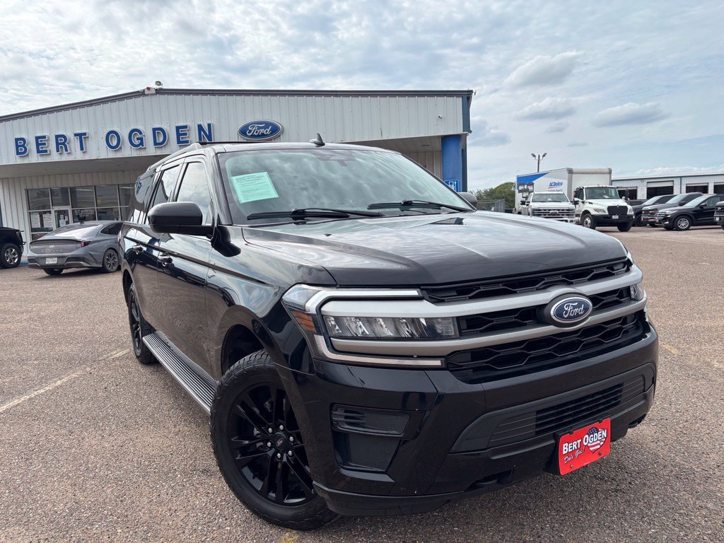 Used 2023 Black Ford XLT image 1