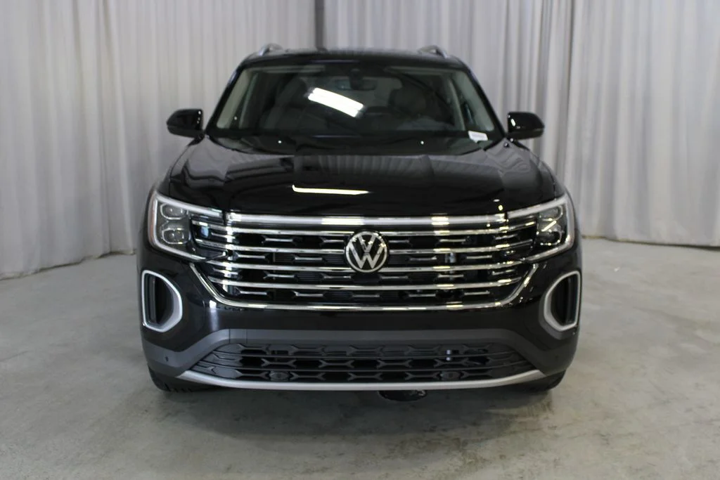 New 2026 Black Volkswagen SEL image 29