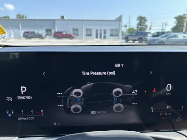 New 2026 Atlantic Gray Metallic / Super Black Two-tone Nissan SR image 19
