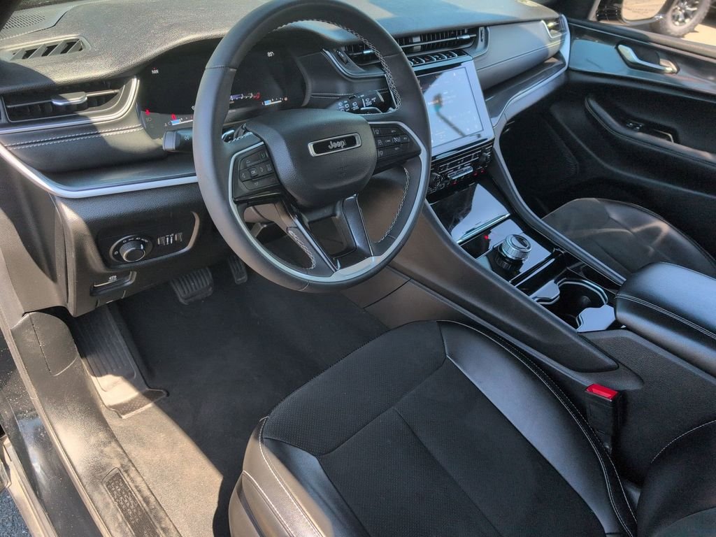 Certified Used 2023 Black Jeep Altitude X image 11