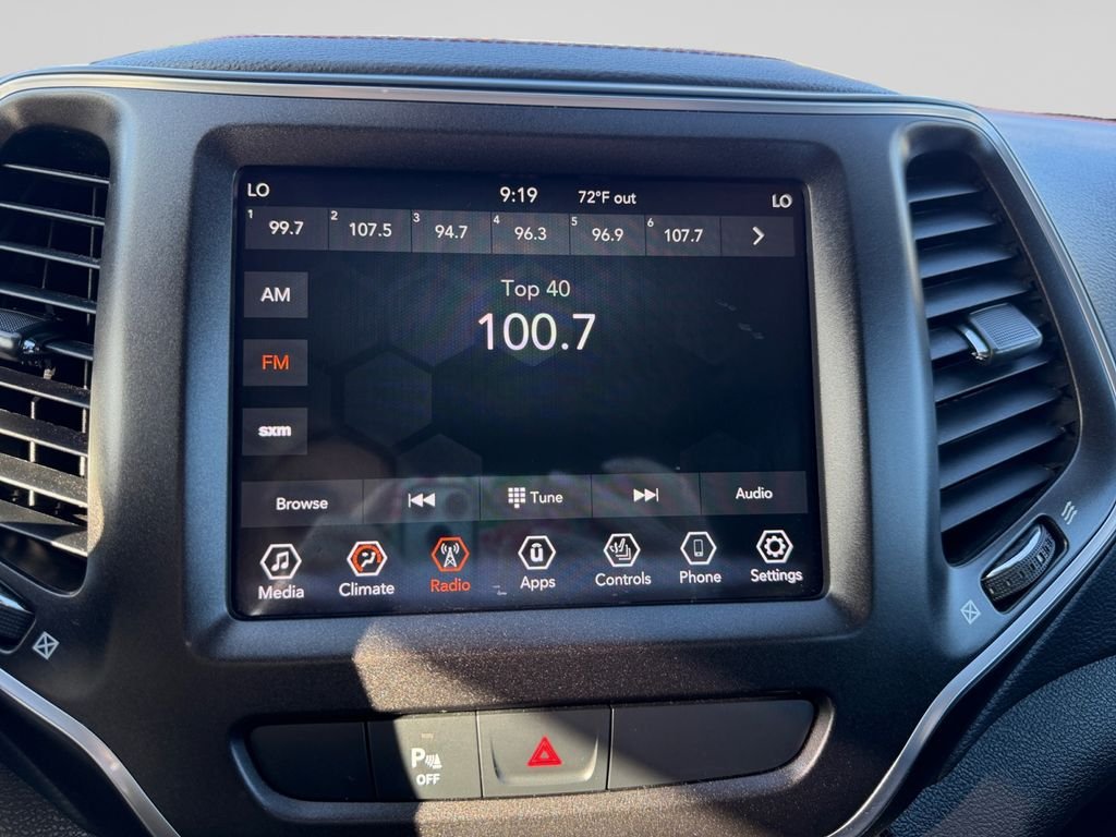 Used 2019 Red Jeep Trailhawk image 21